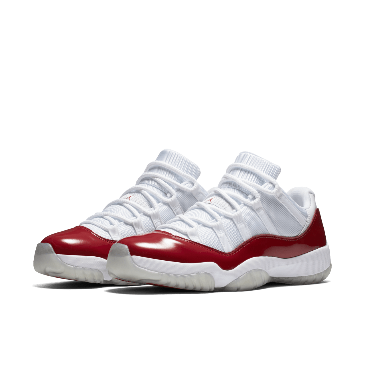 Jordan 11 rouge et blanc hotsell