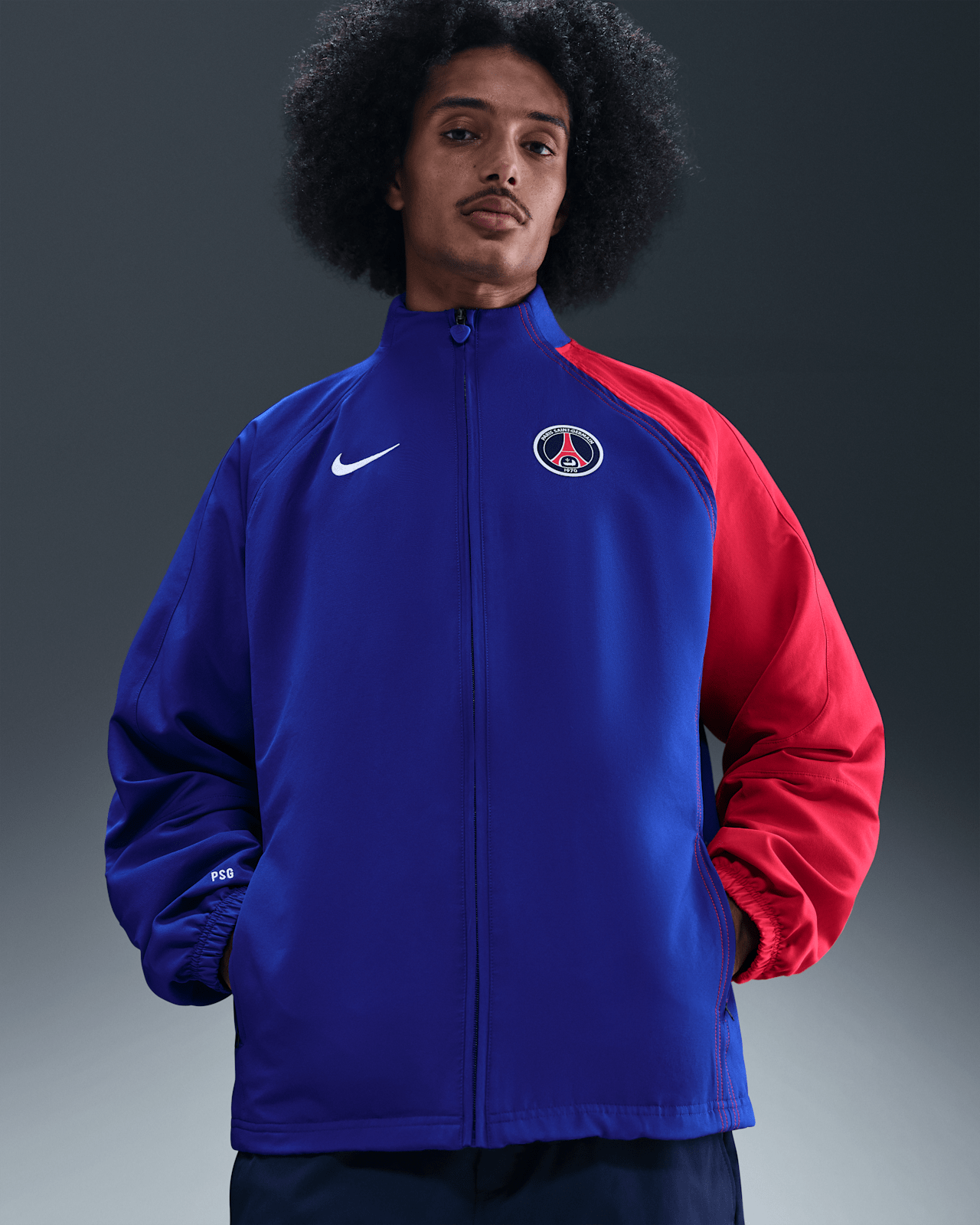 Paris Saint-Germain 2004 Total 90 Reissue 服飾系列發售日期. Nike SNKRS