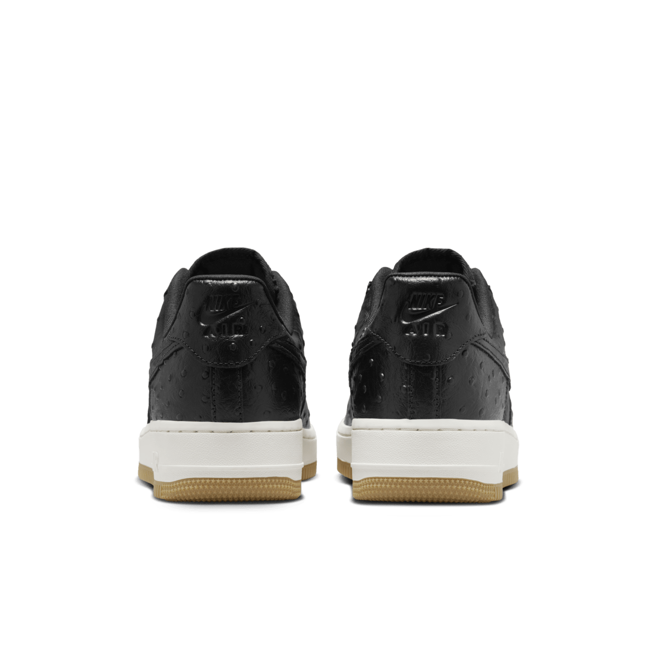 Fecha de lanzamiento de los Air Force 1 ‘07 LX "Black" (DZ2708-002) para mujer