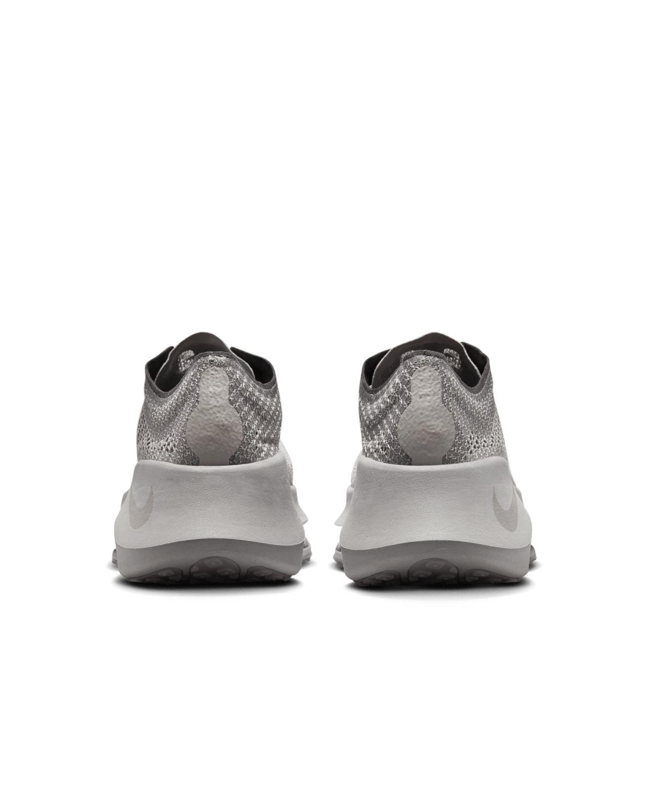 วันเปิดตัว Zoom 6 TRD Run x MMW "Enigma Stone" (DR5385-002)