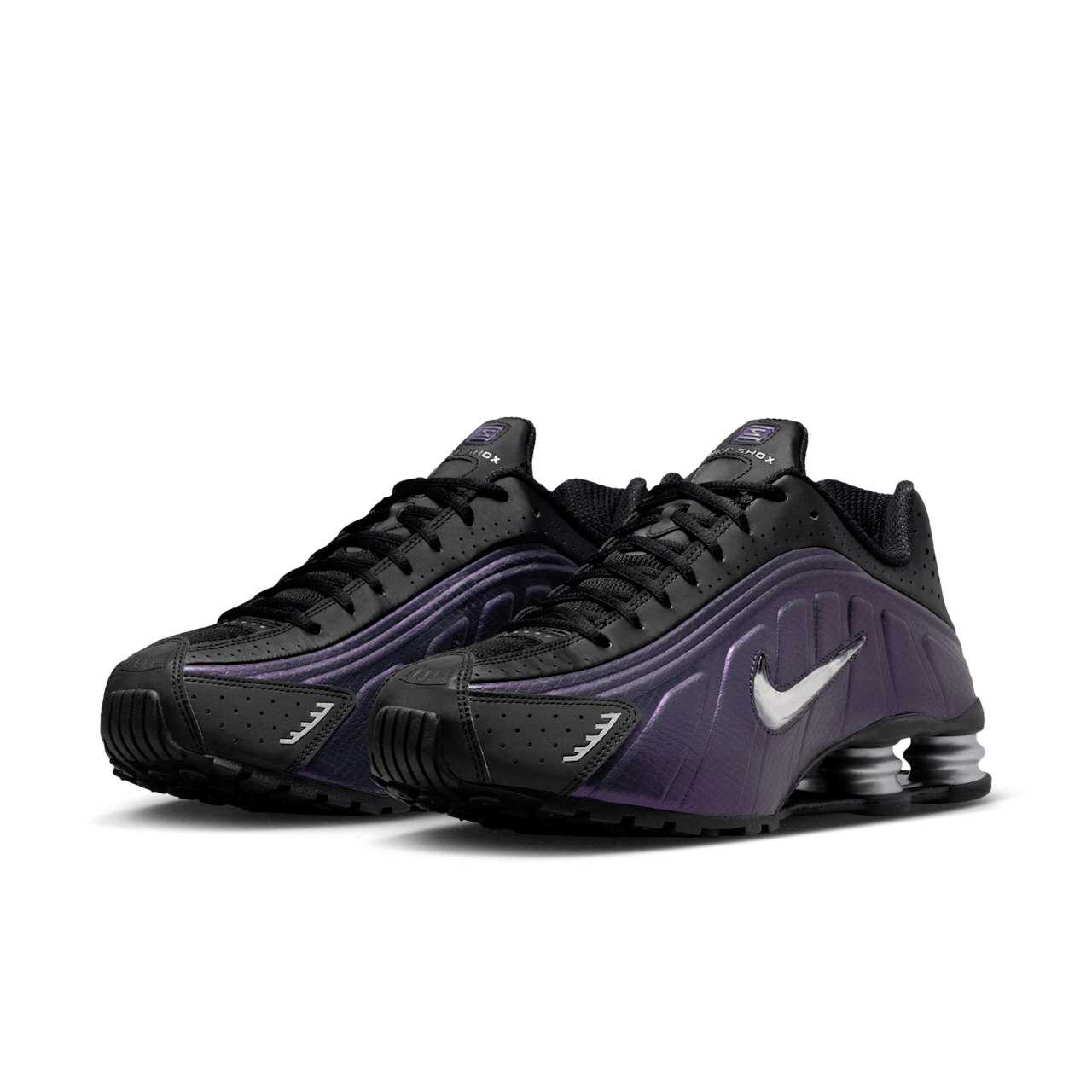NIKE公式】ショックス R4 'Black and Metallic Silver' (IO4546-002