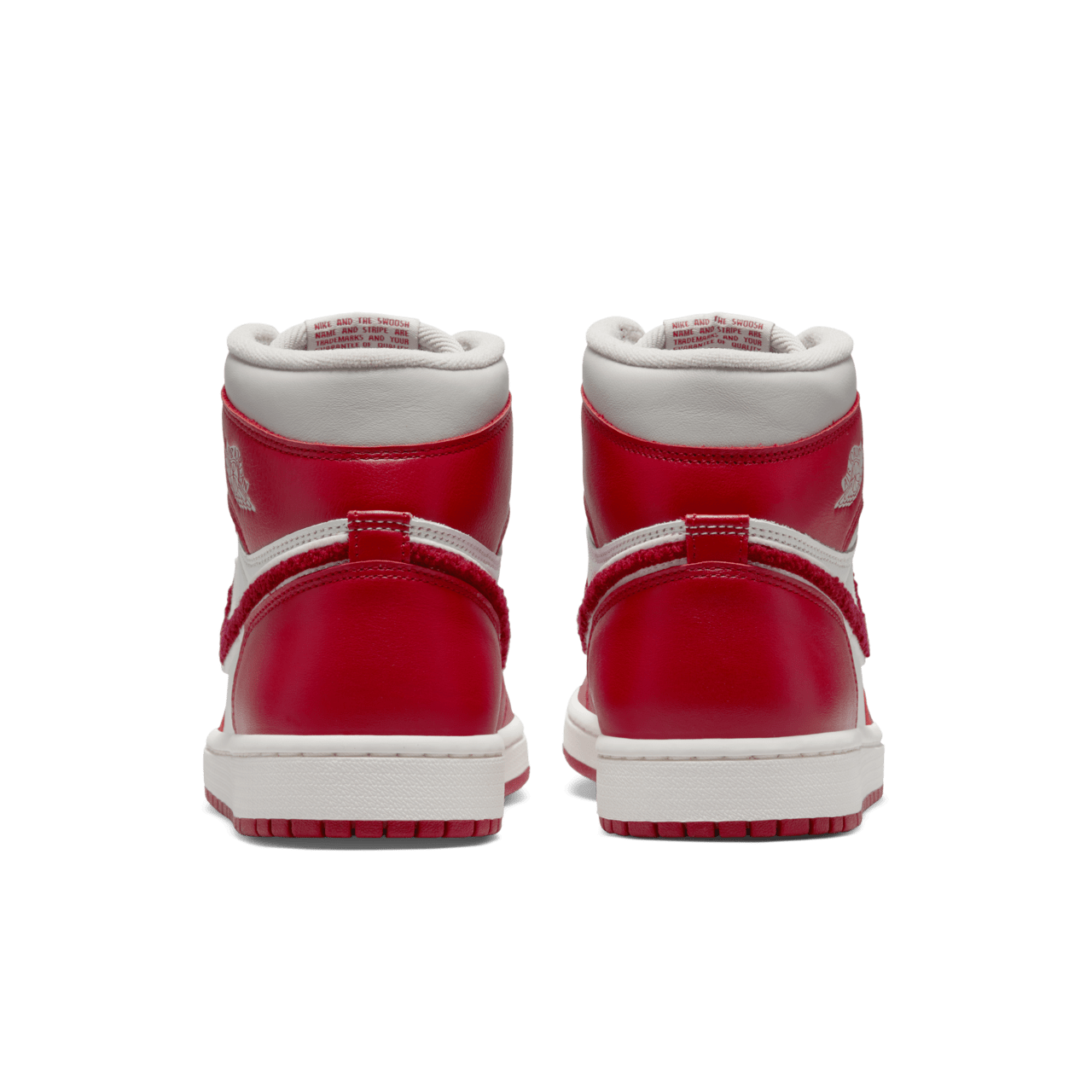 Fecha de lanzamiento del calzado Air Jordan 1 "Varsity Red" para mujer (DJ4891-061)