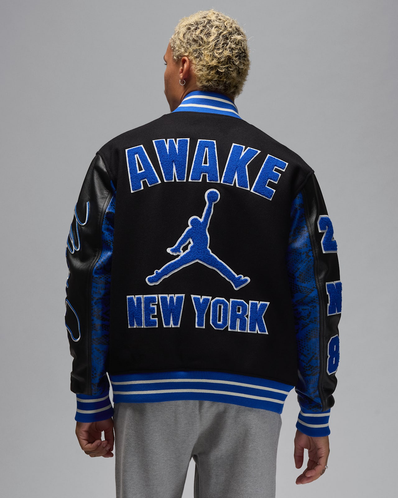 วันเปิดตัว Jordan x Awake NY Apparel Collection