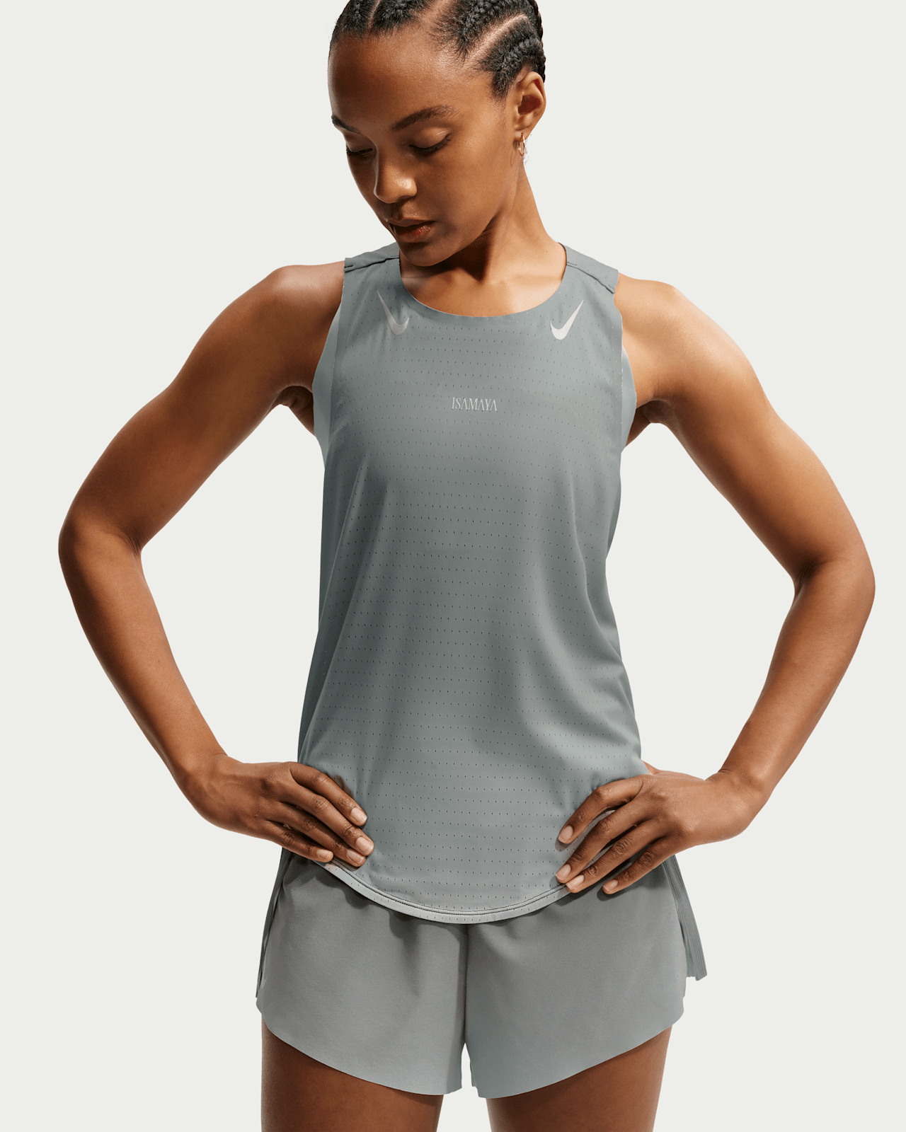 Releasedatum för Nike x Isamaya Ffrench Apparel Collection