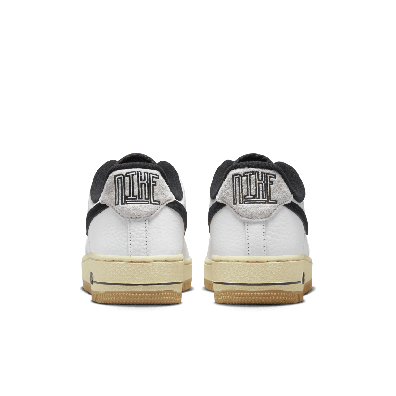Fecha de lanzamiento del Air Force 1 '07 "Black and Summit White" para mujer (DR0148-101)