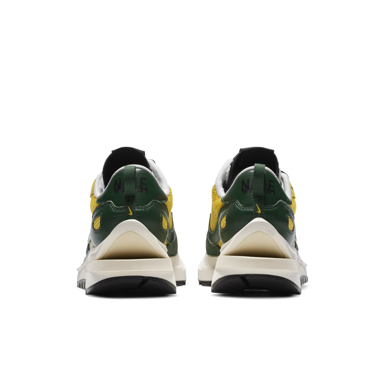 【NIKE公式】ナイキ x sacai ヴェイパーワッフル 'Tour Yellow ＆ Gorge Green-Sail' (NIKE VAPORWAFFLE / SACAI / CV1363-700)