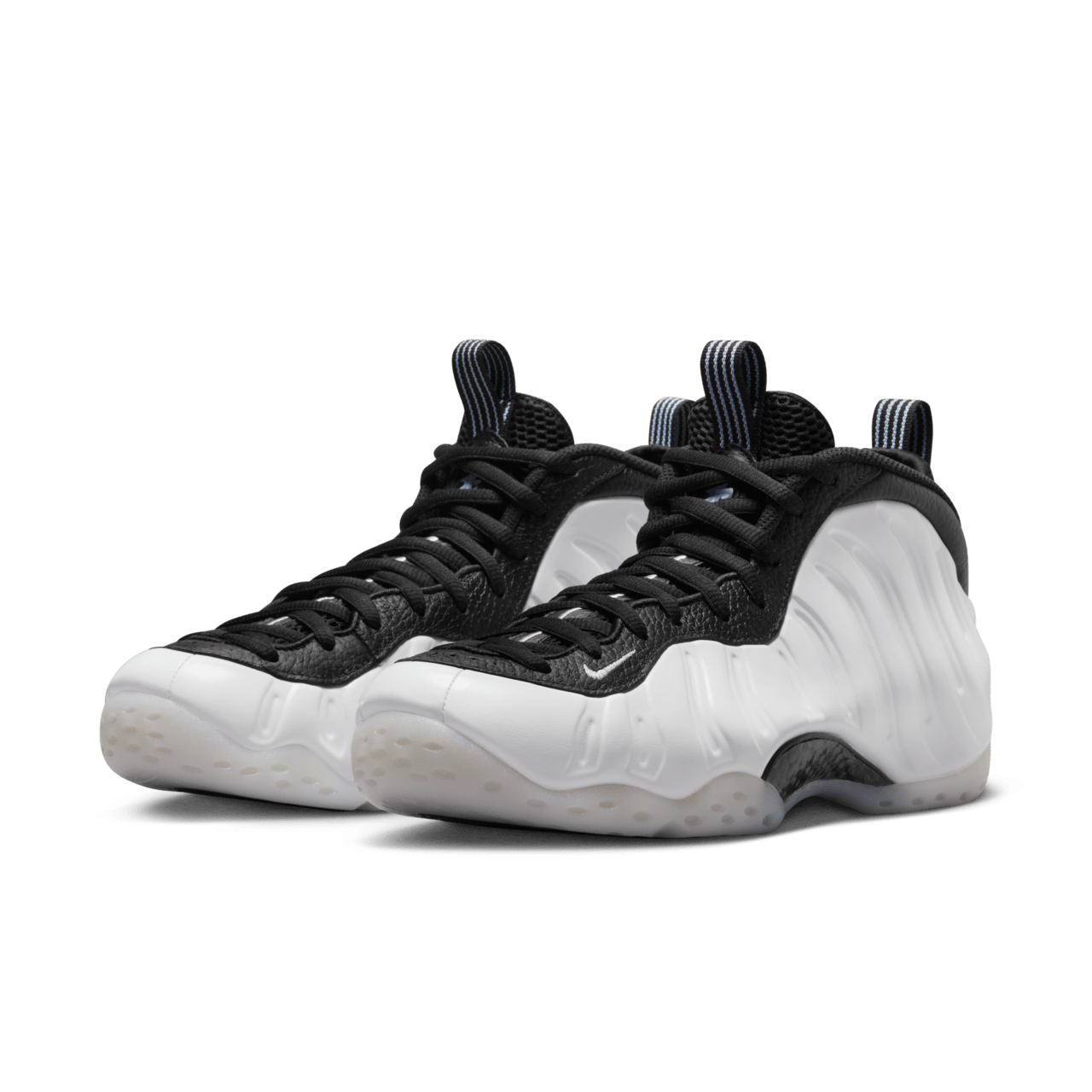 Fecha de lanzamiento del Air Foamposite One "White and Black" (DV0815-100)