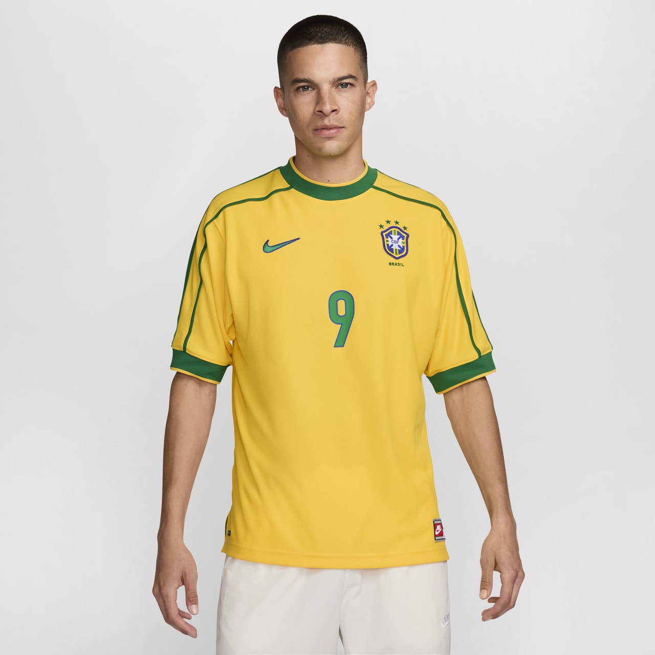 【NIKE公式】Brazil 1998 Reissue Apparel Collection