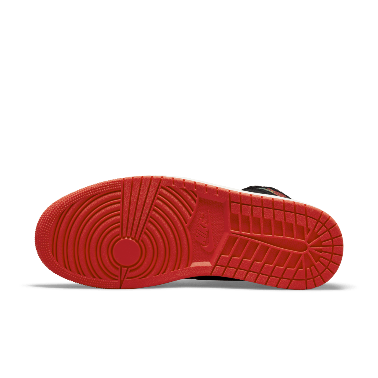 NIKE公式】エア ジョーダン 1 MID 'Siempre Familia'（DN4904-001 / AJ