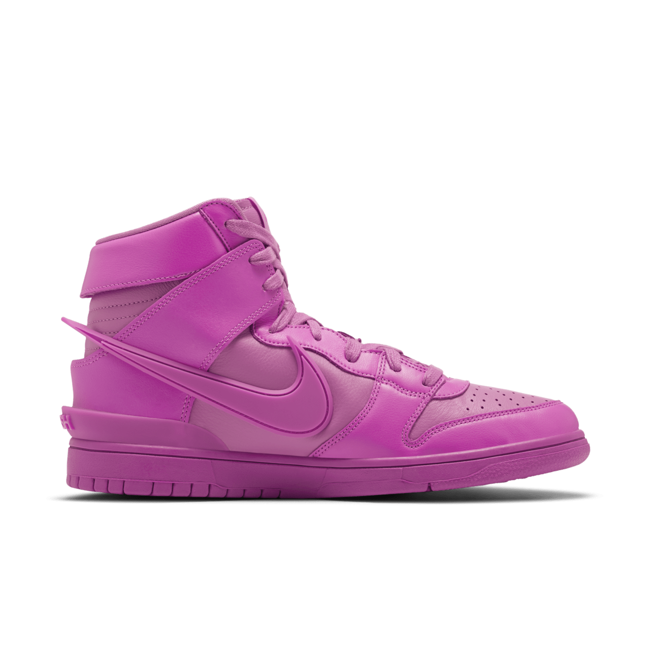 วันเปิดตัว Dunk High x AMBUSH “Cosmic Fuchsia”