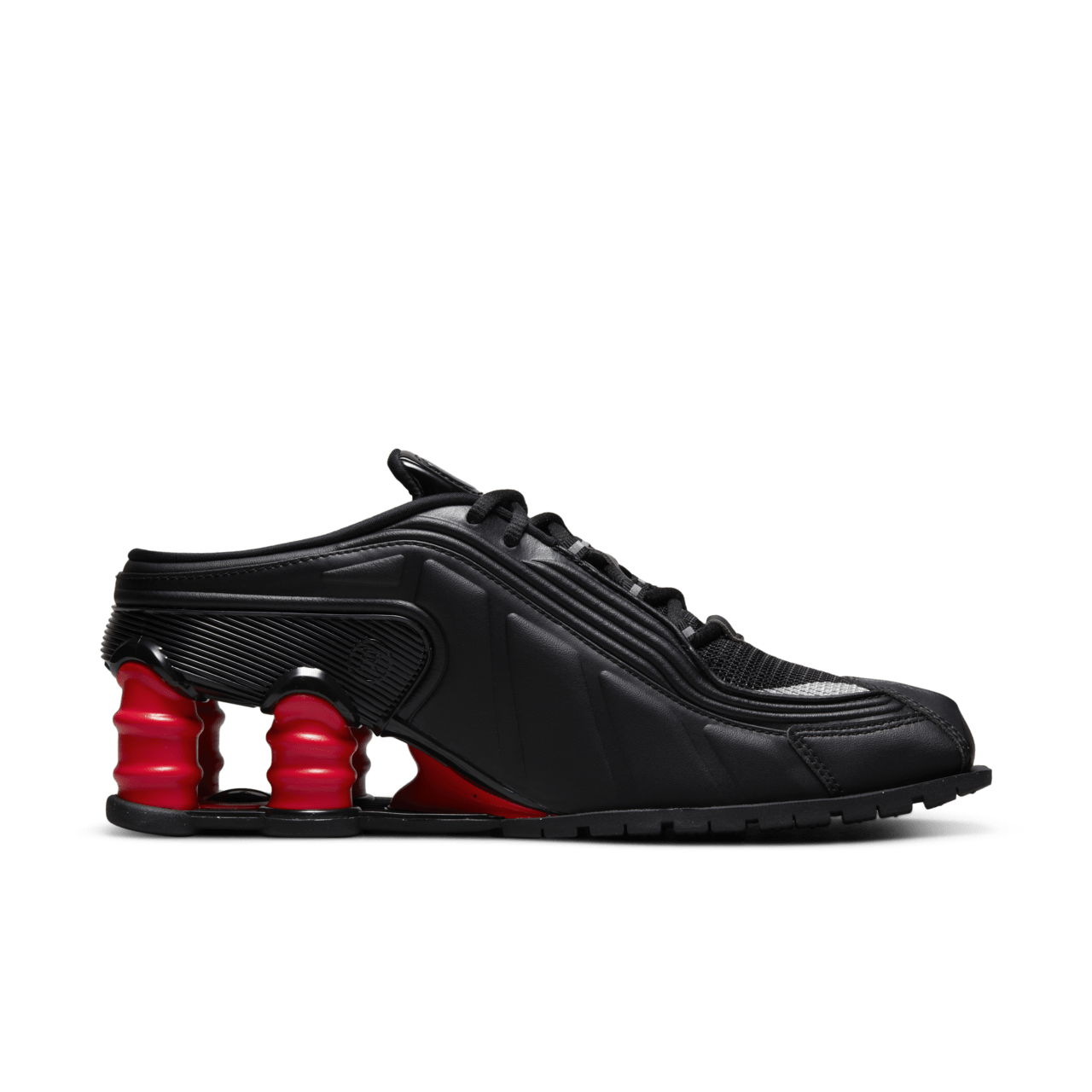 Date de sortie de la Shox MR4 x Martine Rose « Black » (DQ2401-001)