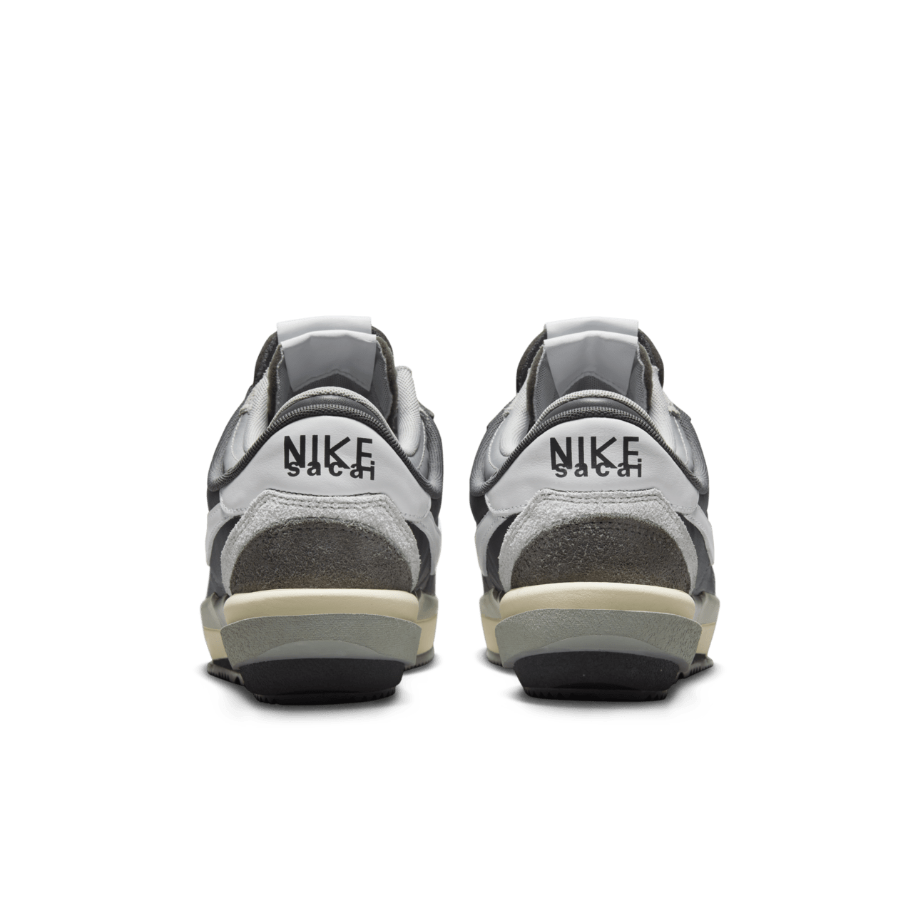 【NIKE公式】ズーム コルテッツ x sacai 'Iron Grey' (DQ0581-001 / NIKE CORTEZ SP)