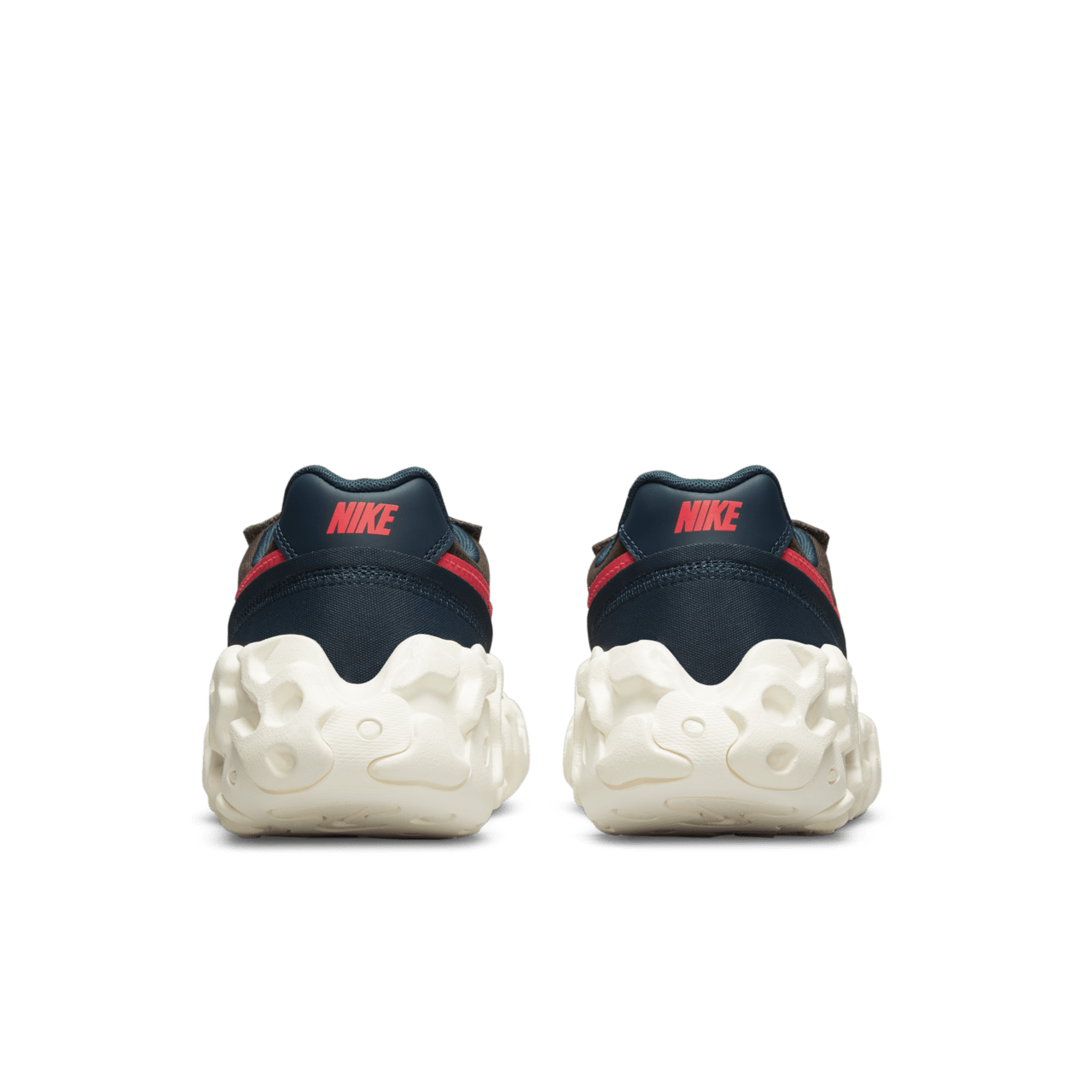 วันเปิดตัว Overbreak “Armory Navy” (DC8240-400)