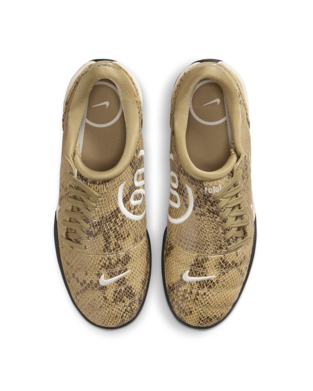 【NIKE公式】レディース トータル 90 'Parachute Beige and Pale Ivory' (IB4204-200 / WMNS NIKE T90 SE)