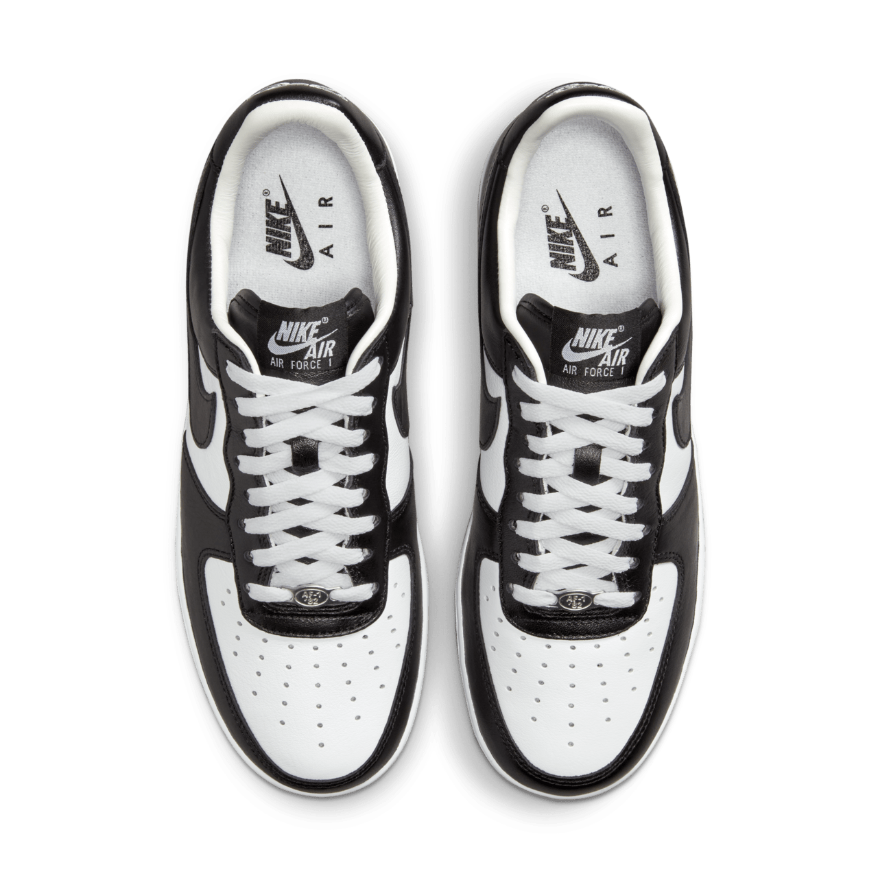 Fecha de lanzamiento de las Air Force 1 x Terror Squad "Blackout" (FJ5756-100)