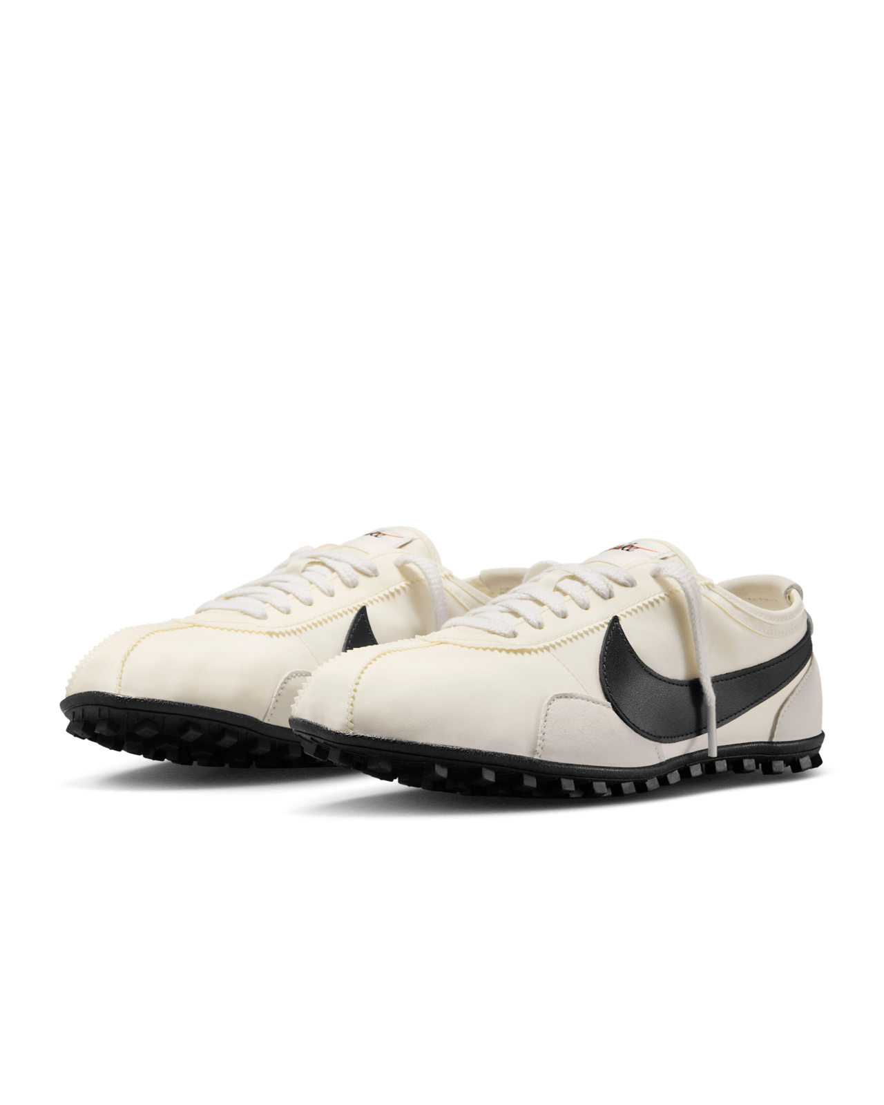 Data de llançament de les Moon Shoe "Soft Pearl and Black" per a dona (II0407-001)