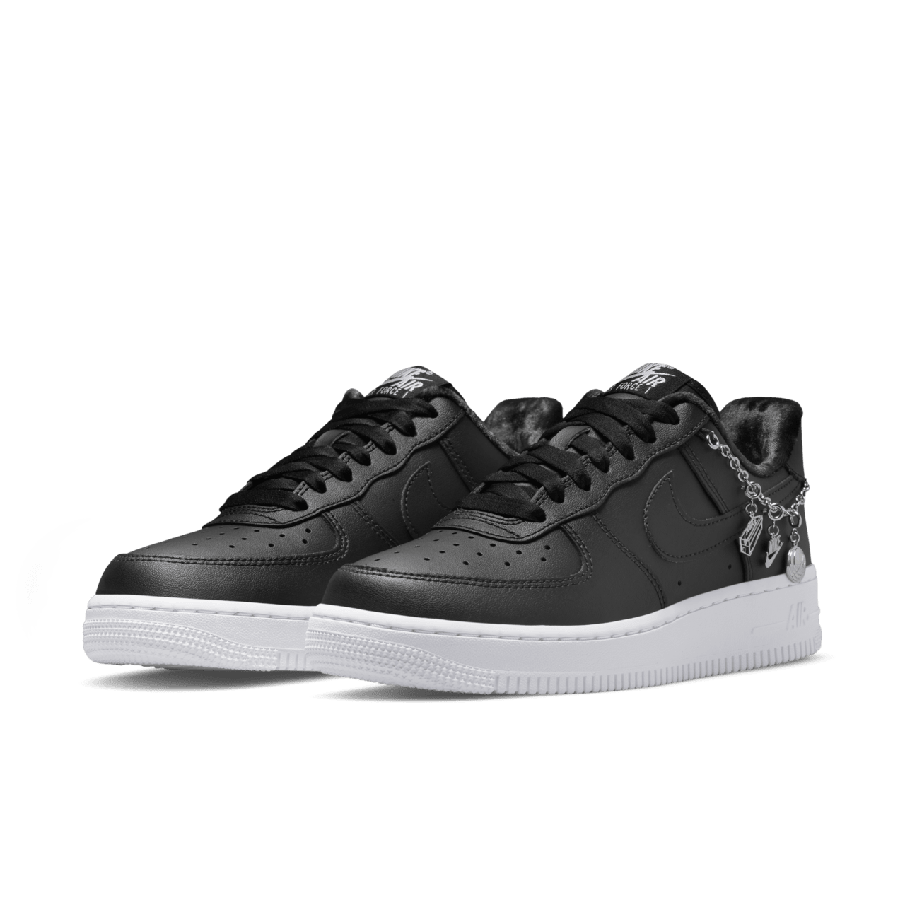 วันเปิดตัว Air Force 1 “Black Pendant” ผู้หญิง (DD1525-001)