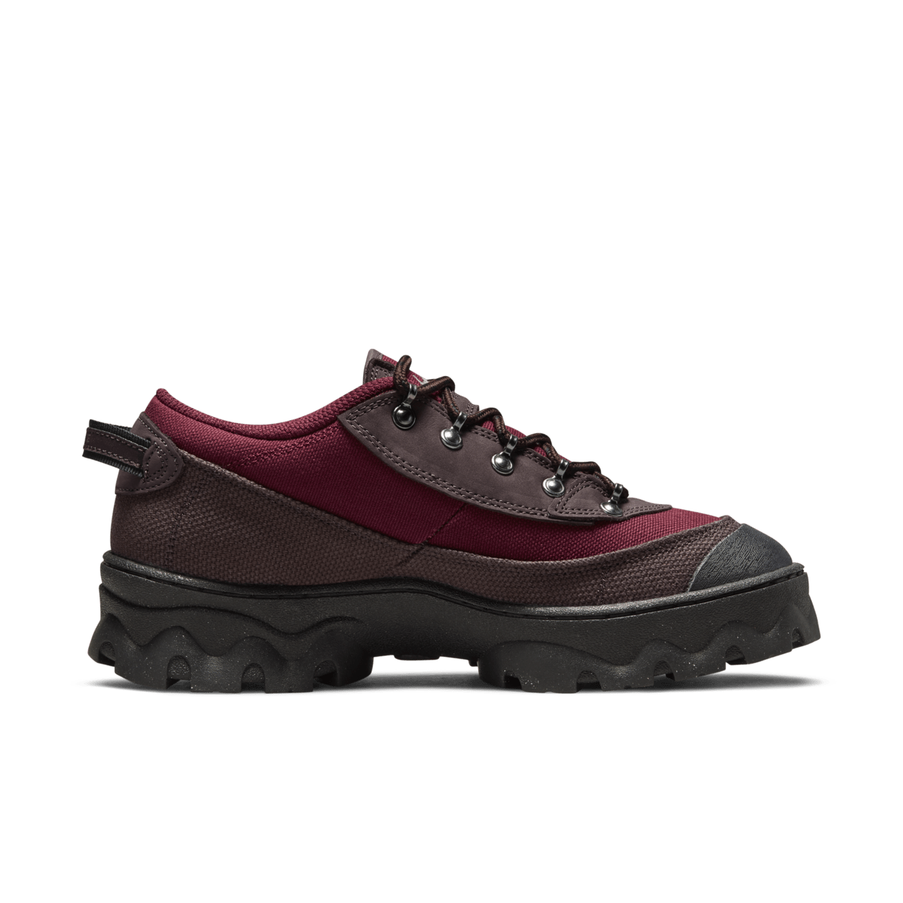 Fecha de lanzamiento del Lahar Low Canvas "Dark Beetroot" para mujer