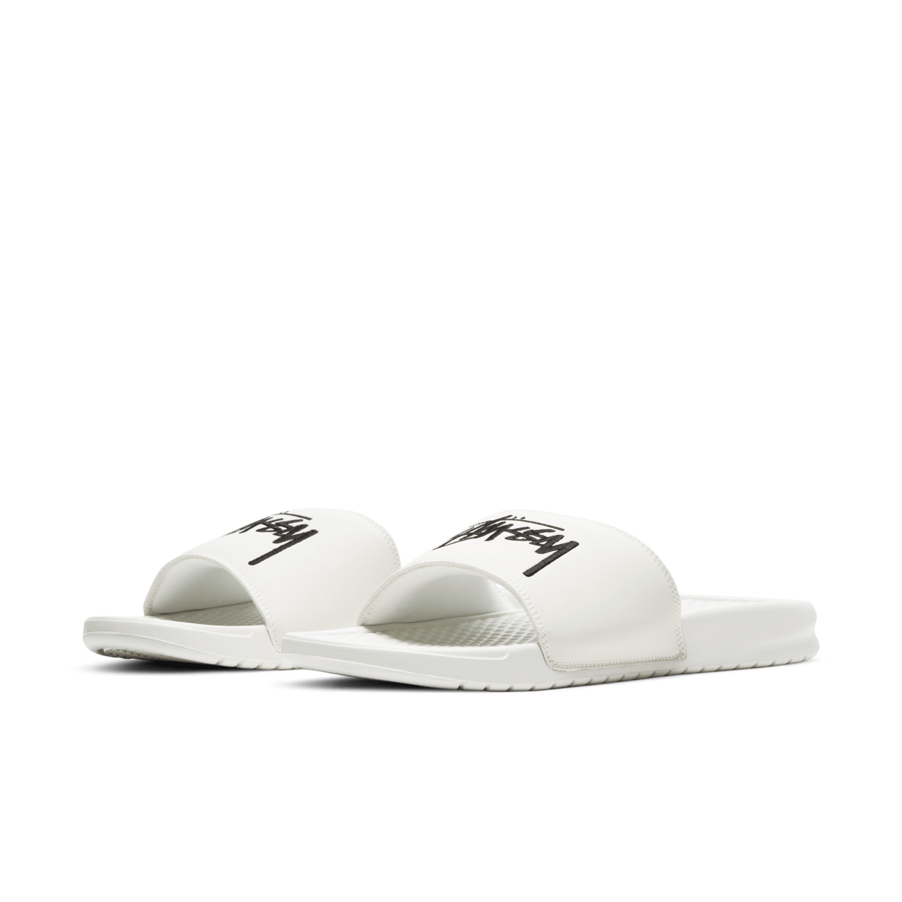 Fecha de lanzamiento del Benassi x Stüssy "Sail"