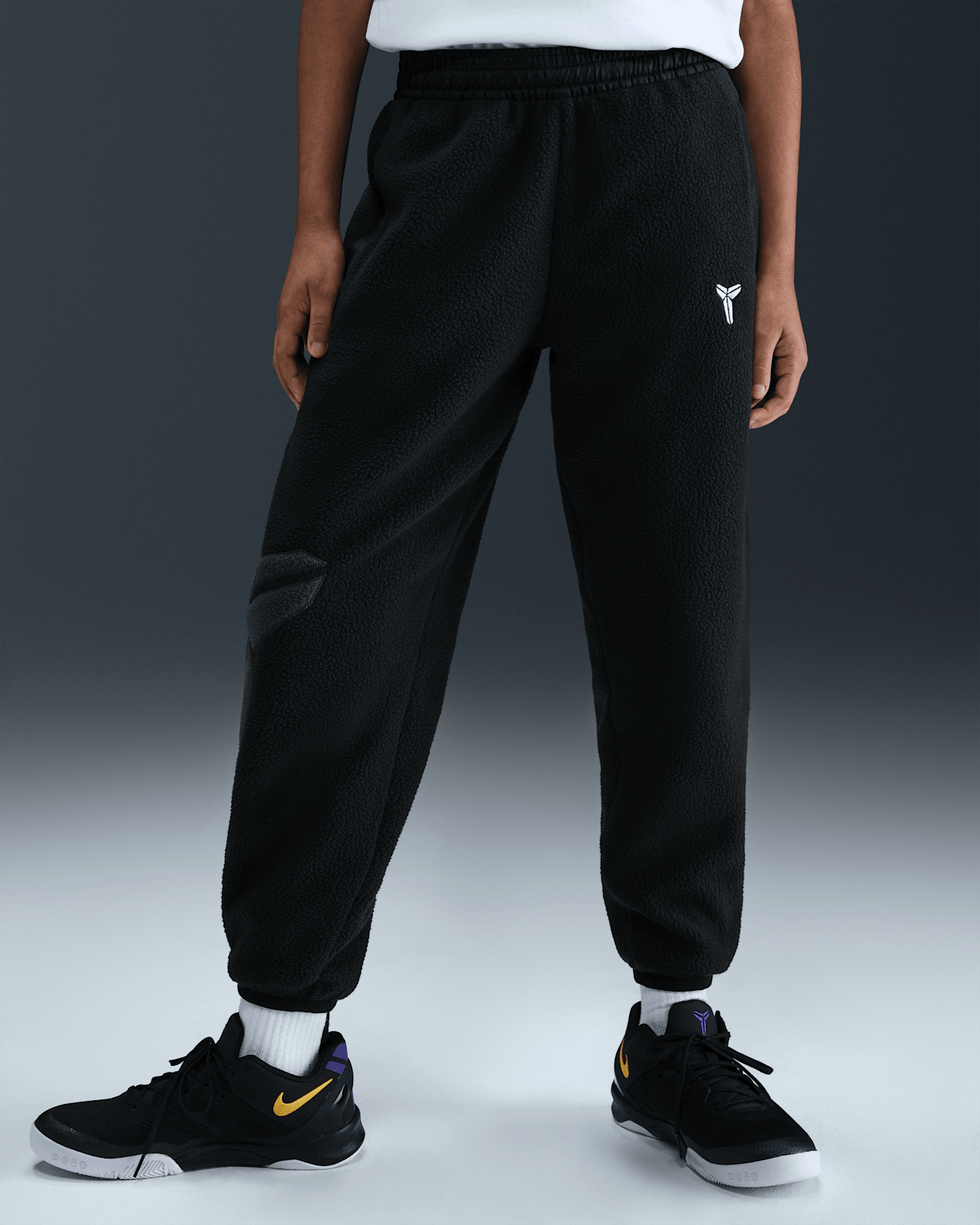 NIKE公式】Kobe Winterized Apparel Collection. Nike SNKRS