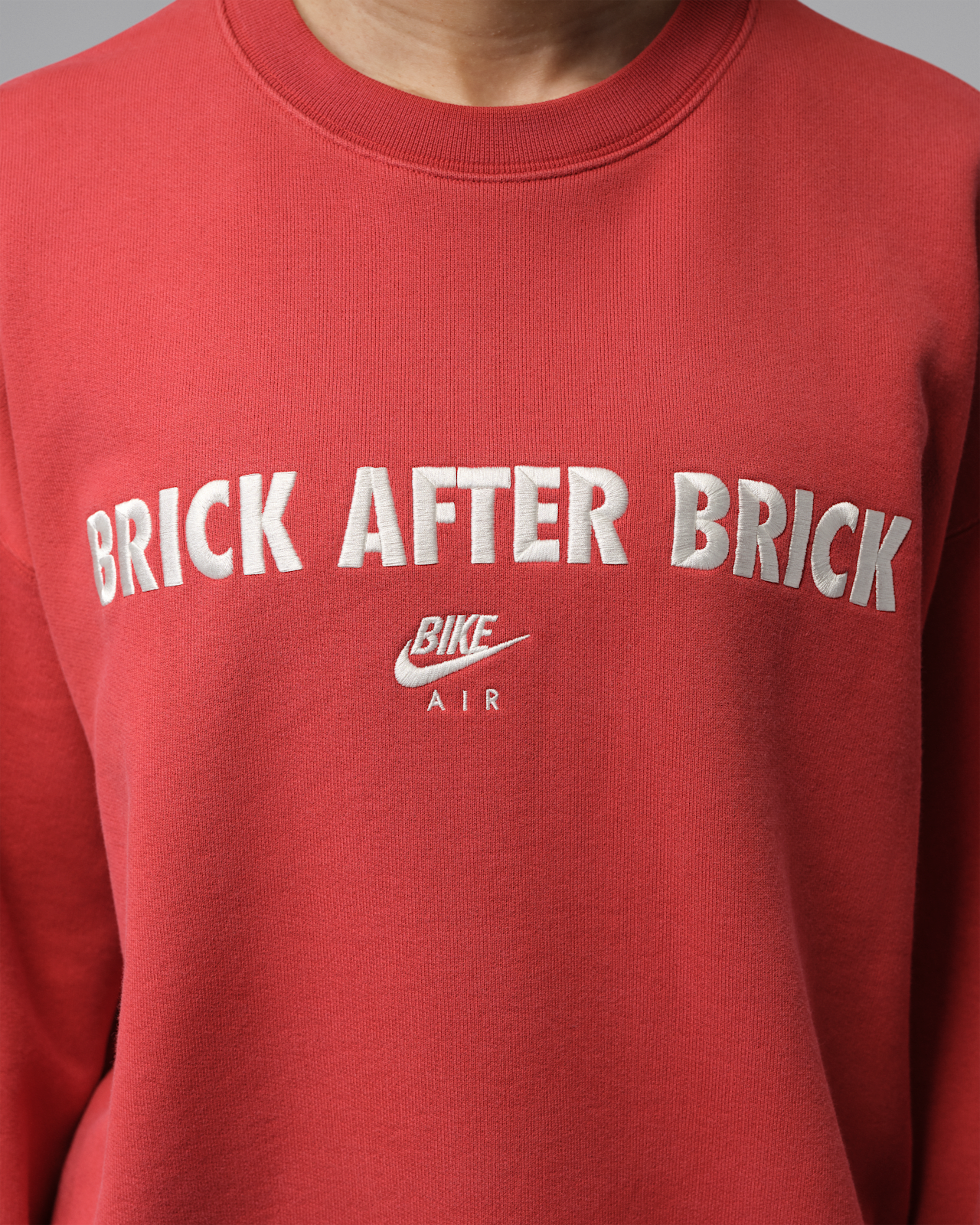 Fecha de lanzamiento de la colección de ropa Brick After Brick de Jordan BIKE AIR x Nigel Sylvester