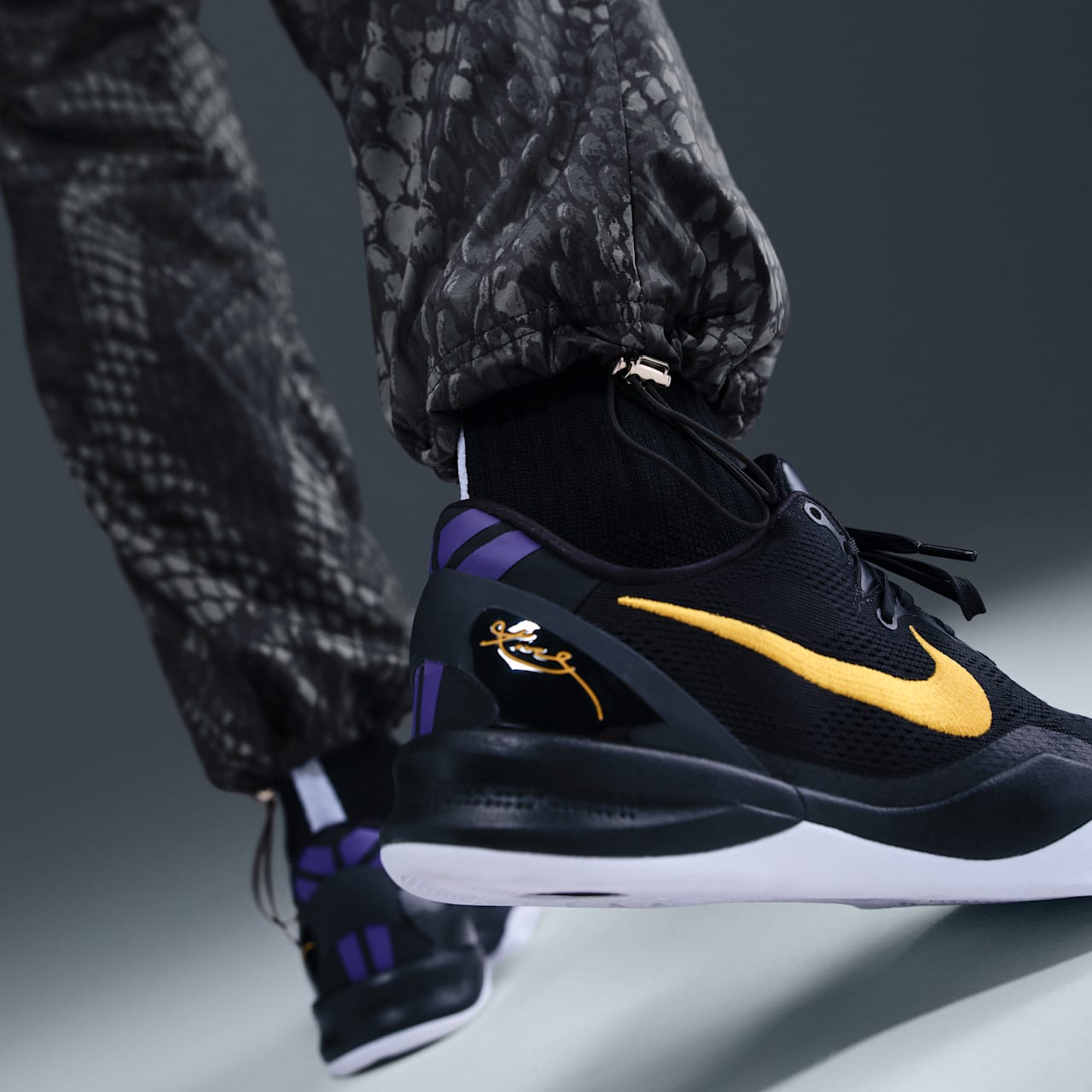 Men's Lightweight Woven Trousers Release Date
