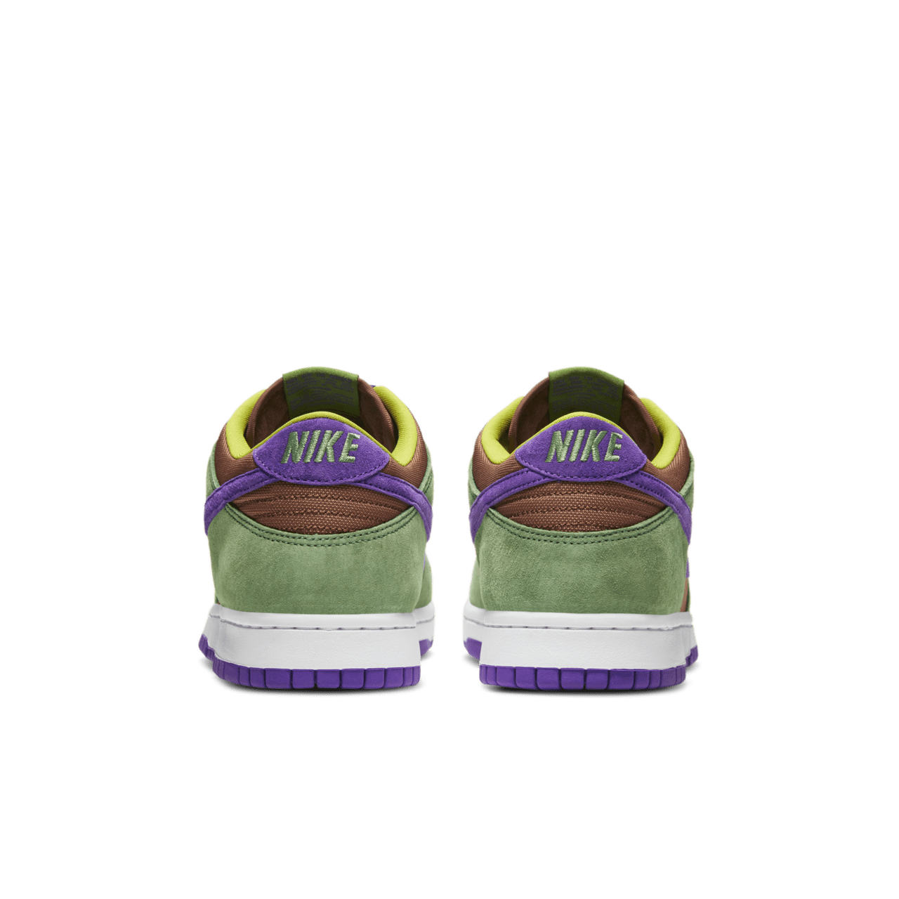 วันเปิดตัว Dunk Low “Veneer”