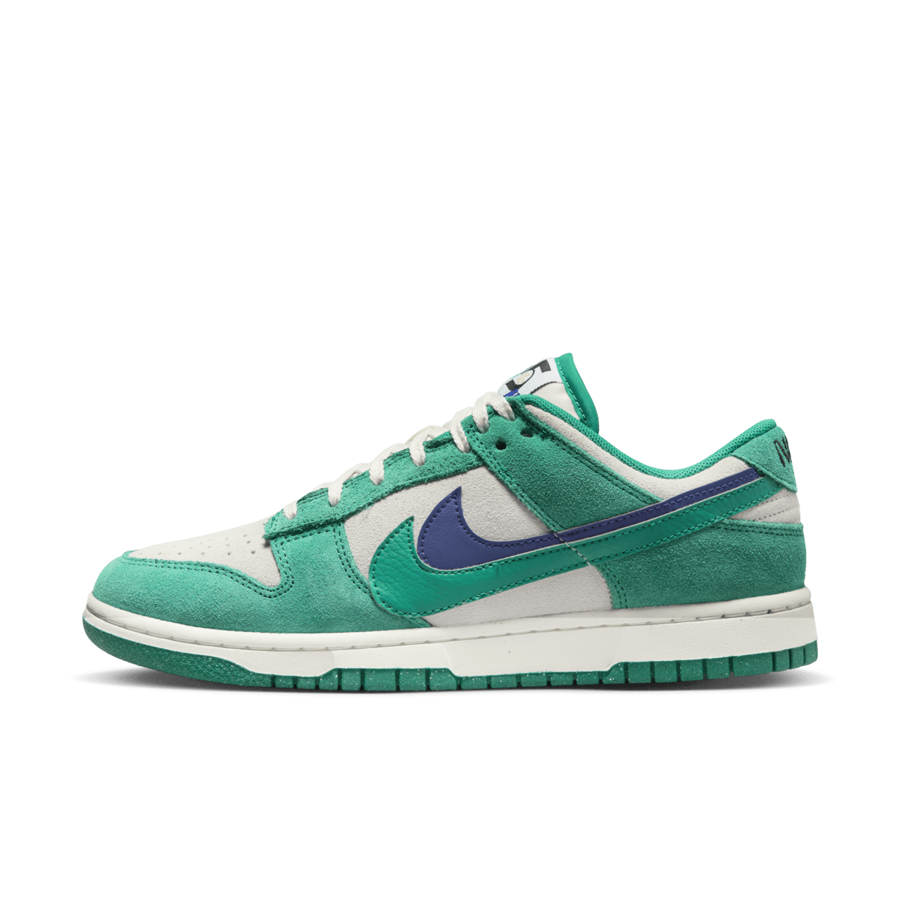 Fecha de lanzamiento del Dunk Low "Neptune Green and Sail" (DO9457-101) para mujer