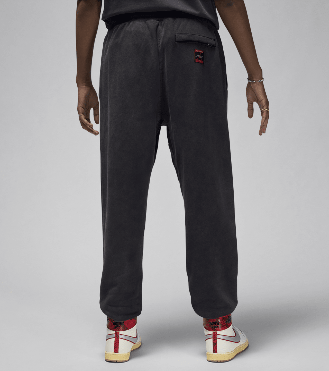 Fecha de lanzamiento de la colección de ropa Jordan x Awake NY