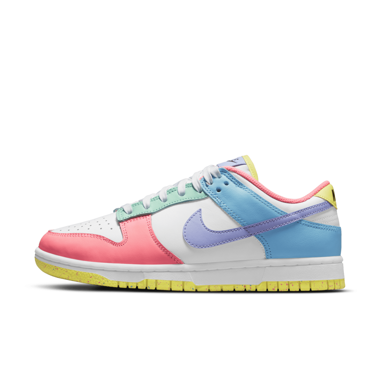 วันเปิดตัว Dunk Low “Candy” ผู้หญิง