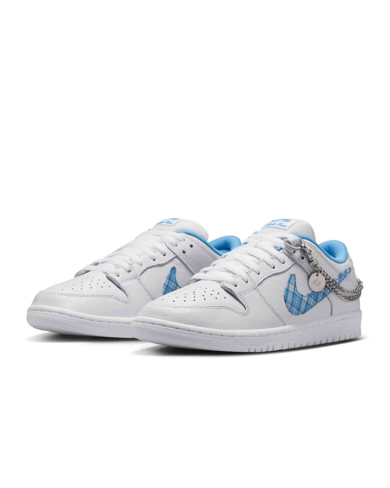 วันเปิดตัว Nike SB Dunk Low Pro x Nicole Hause "White and University Blue" (FZ8802-100)