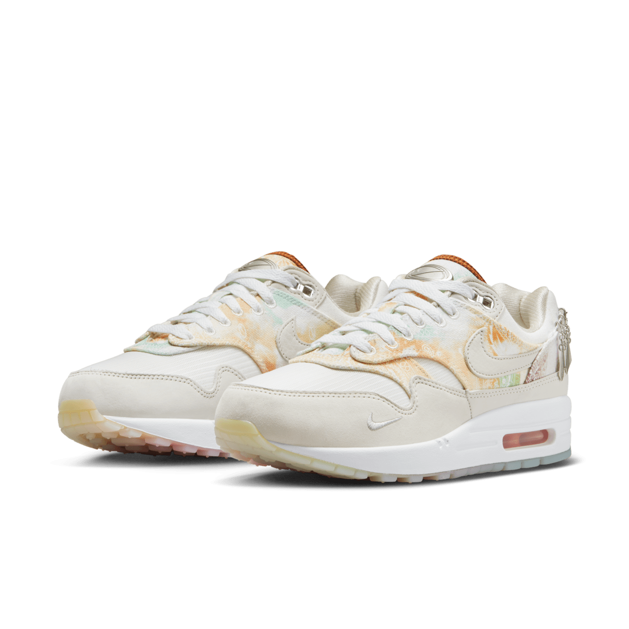 Fecha de lanzamiento del Air Max 1 "Phantom and Bright Mandarin" para mujer (FJ7734-101)