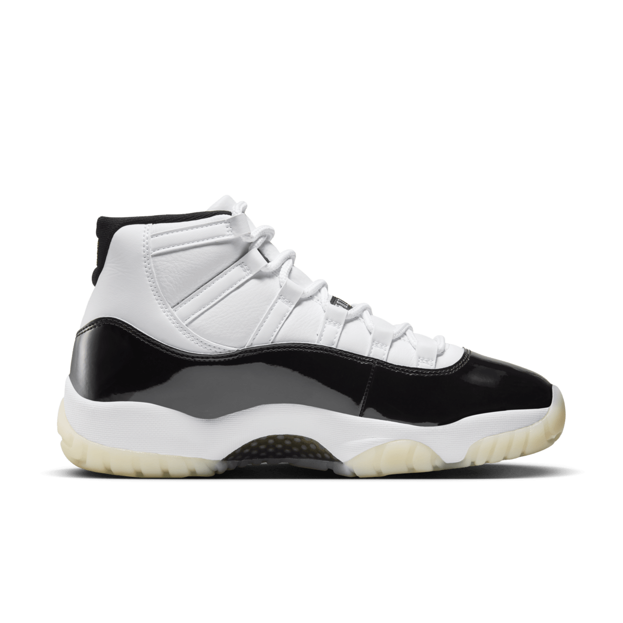 Jordan 11 black and white high hotsell