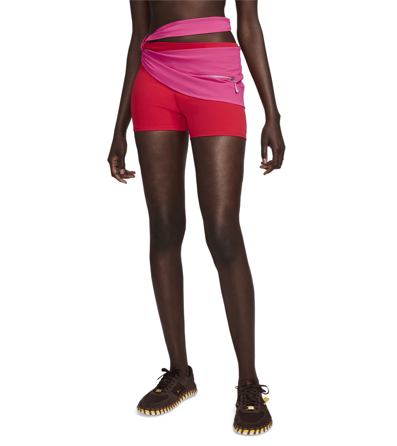 วันเปิดตัวคอลเลกชัน Nike x Jacquemus Bottoms Apparel