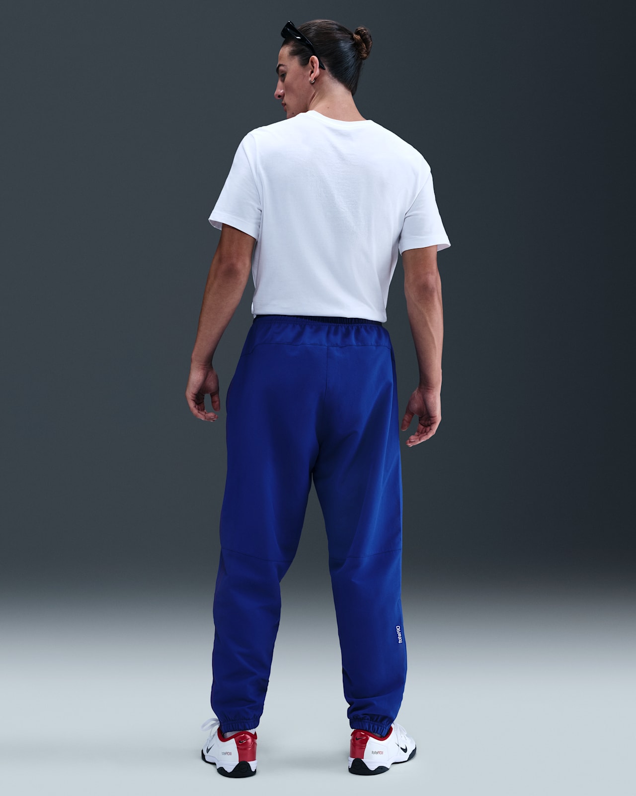 Releasedatum för Paris Saint-Germain 2004 Total 90 Reissue Apparel Collection
