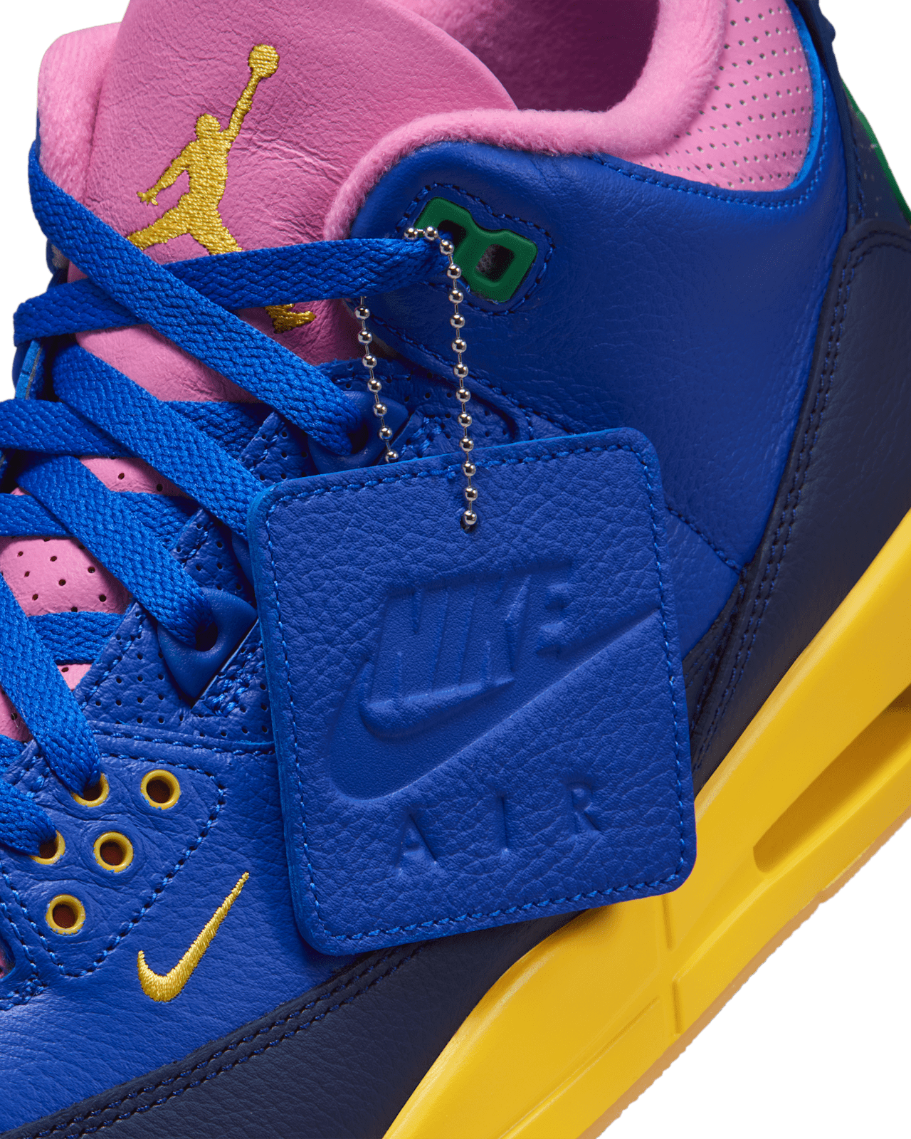 Air Jordan 3 Retro OG "Brazil" "Racer Blue and Blue Void" (IV4871-400) – Data del lancio
