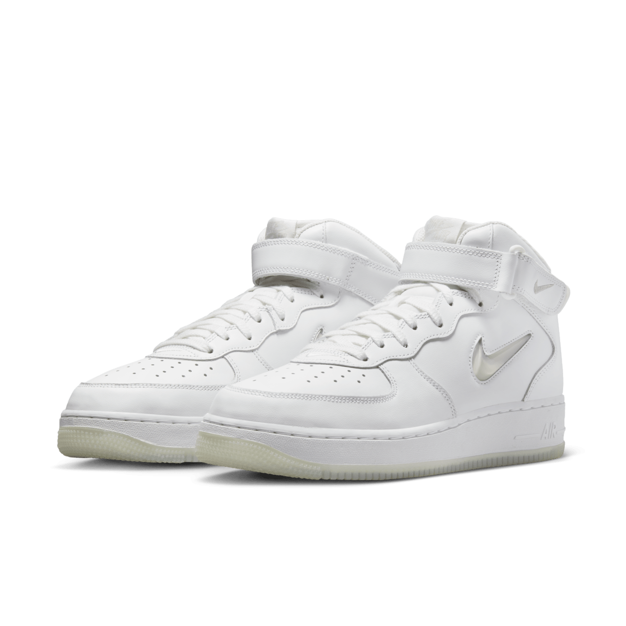 Air Force 1 中筒鞋 '07 'Color of the Month' (DZ2672-101) 發售日期