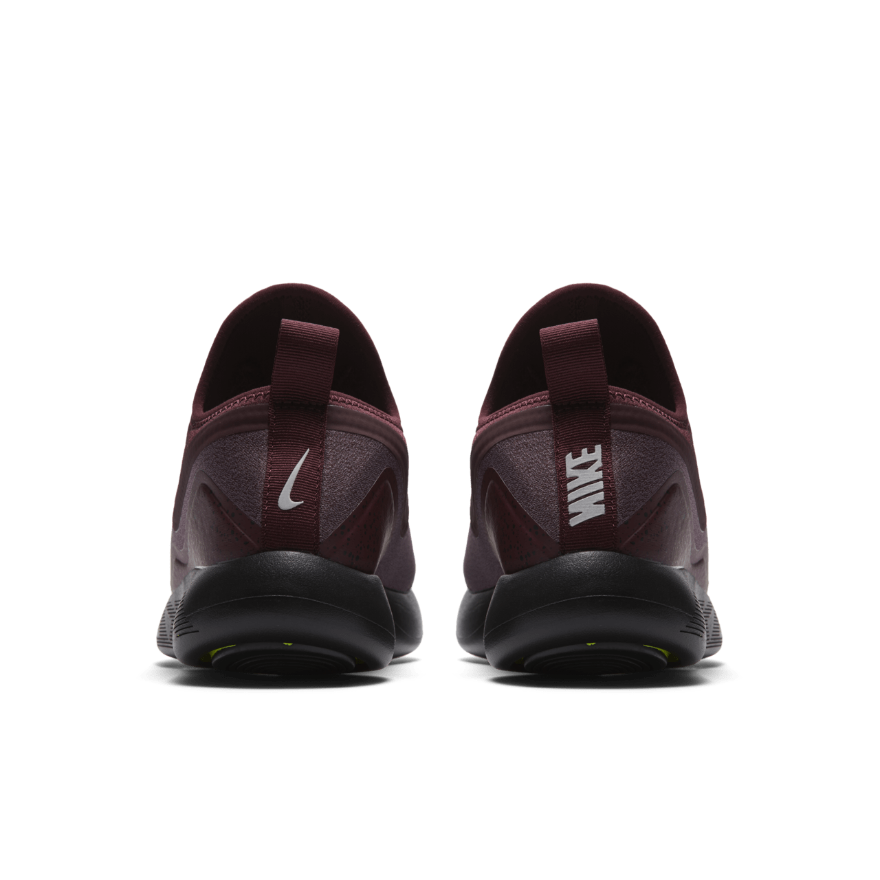 Women s Nike LunarCharge Essential Night Maroon Nike SNKRS