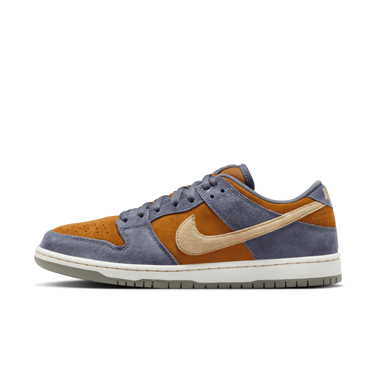 【NIKE公式】ナイキ SB ダンク LOW プロ 'Light Carbon and Monarch' (HF3063-002 / NIKE SB DUNK LOW PRO)