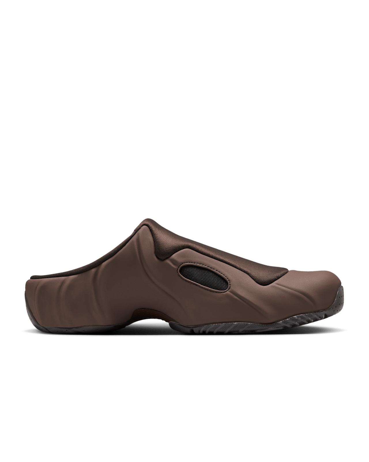 Fecha de lanzamiento de los Clogposite "Ironstone and Black" (HF2900-001)