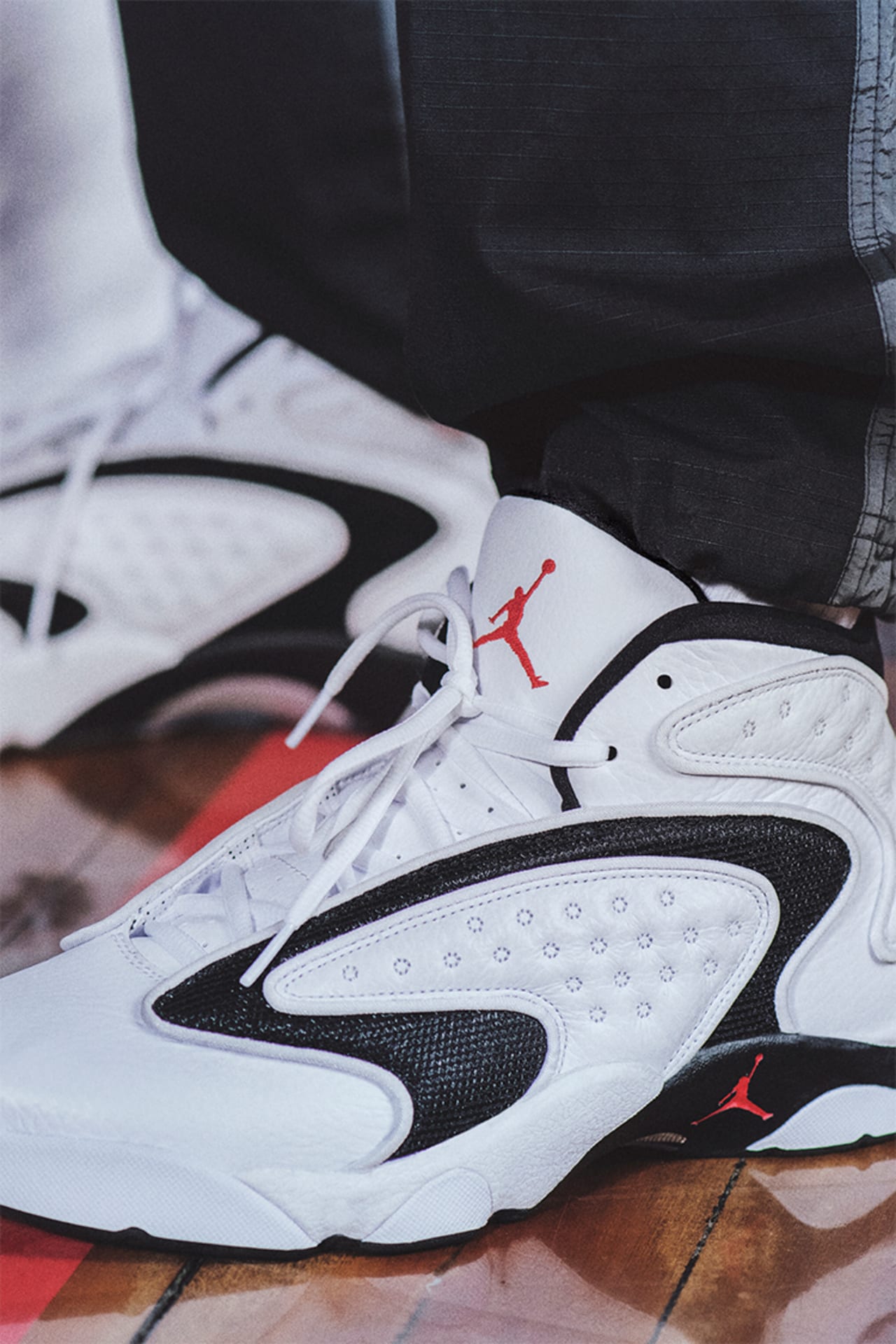 Women's Air Jordan OG 'White/Black' Release Date