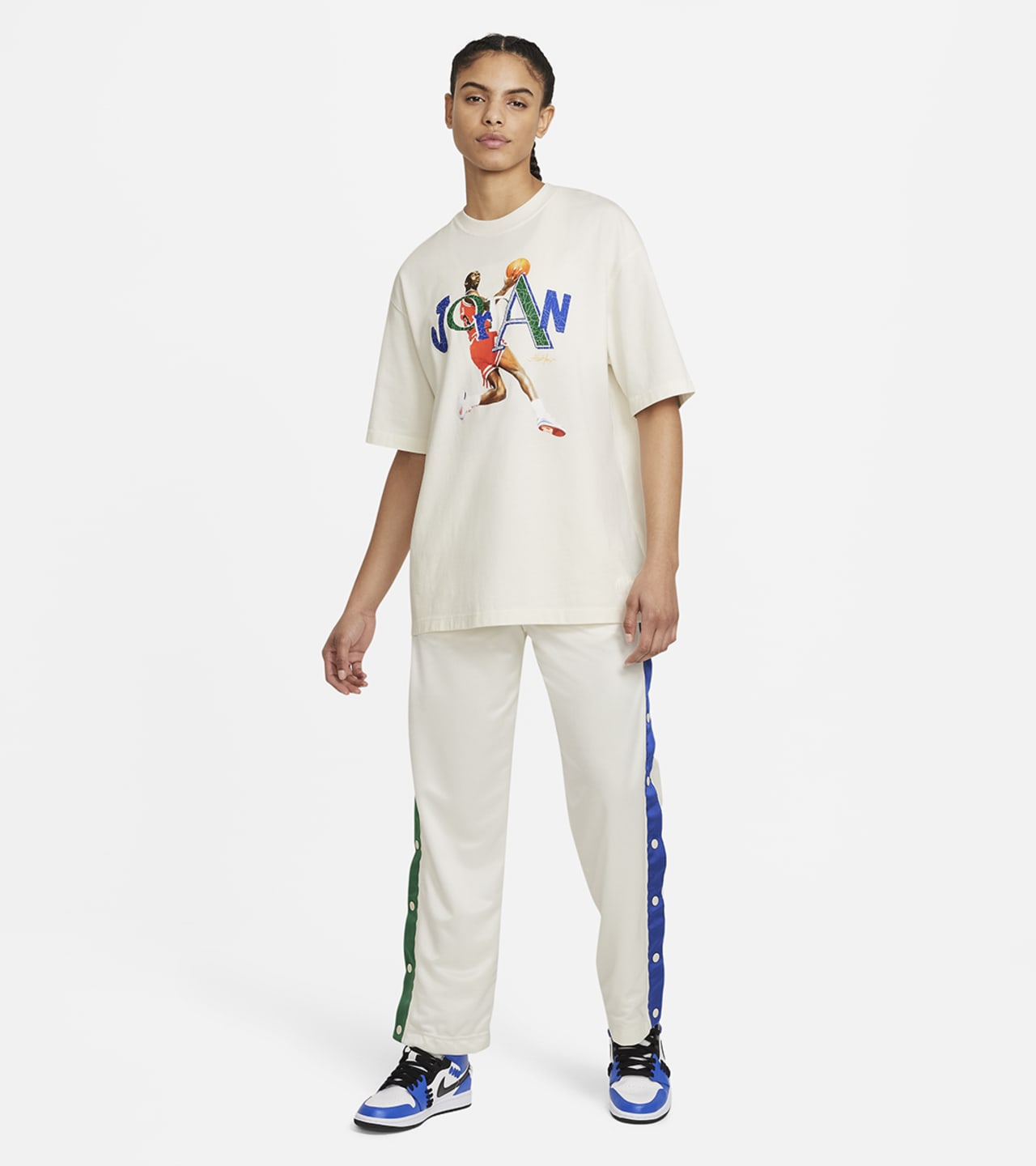 วันเปิดตัว Jordan x Aleali May Apparel Collection