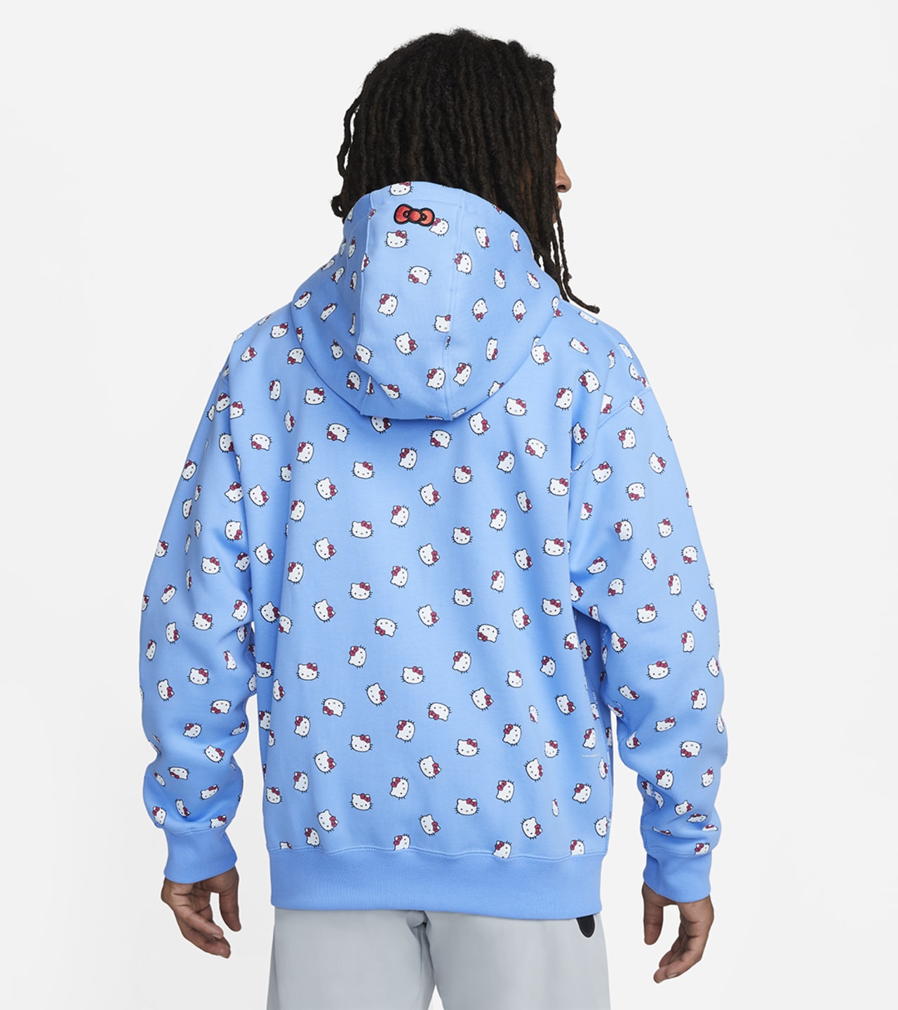 Nike x Hello Kitty® Giysi Koleksiyonu Lansman Tarihi. Nike SNKRS