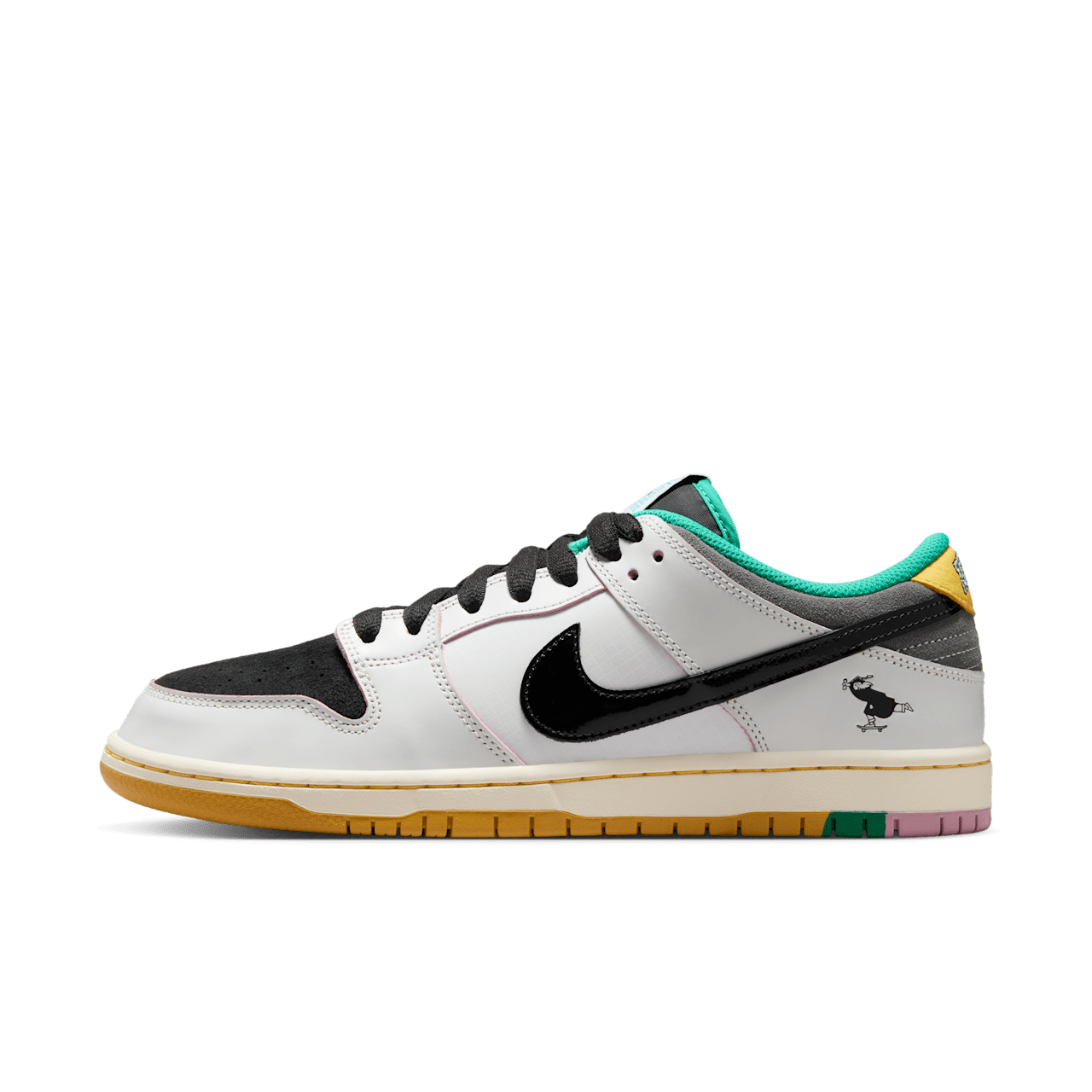 วันเปิดตัว Nike SB Dunk Low Pro x CSEF "Black and White" (HJ4132-100)