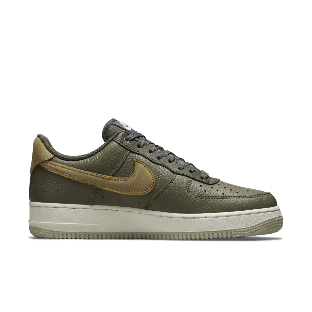 วันเปิดตัว Air Force 1 ‘07 LX “Turtle”