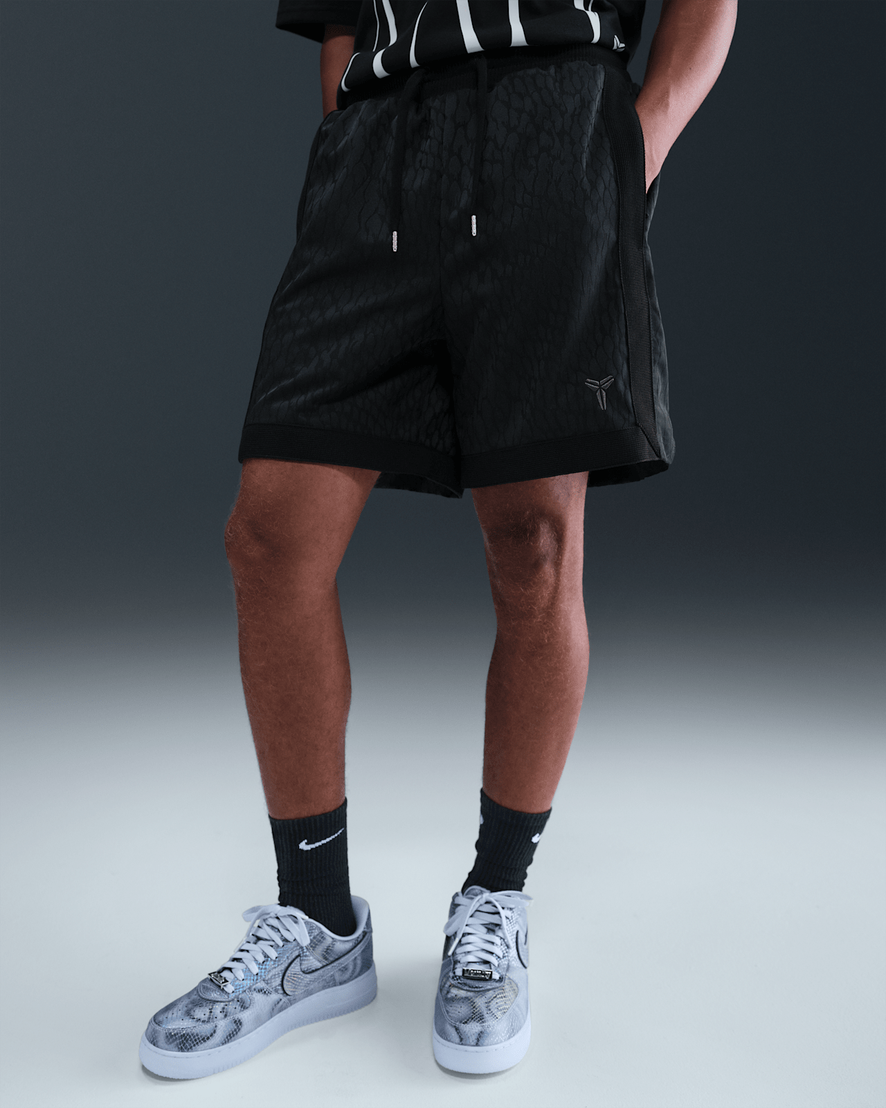 Kobe Lenticular kledingcollectie — releasedatum