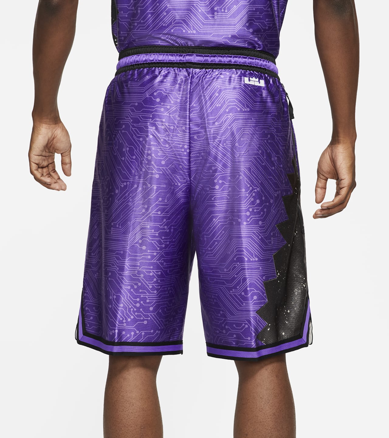 NIKE公式】LeBron x Space Players: A New Legacy Apparel Collection
