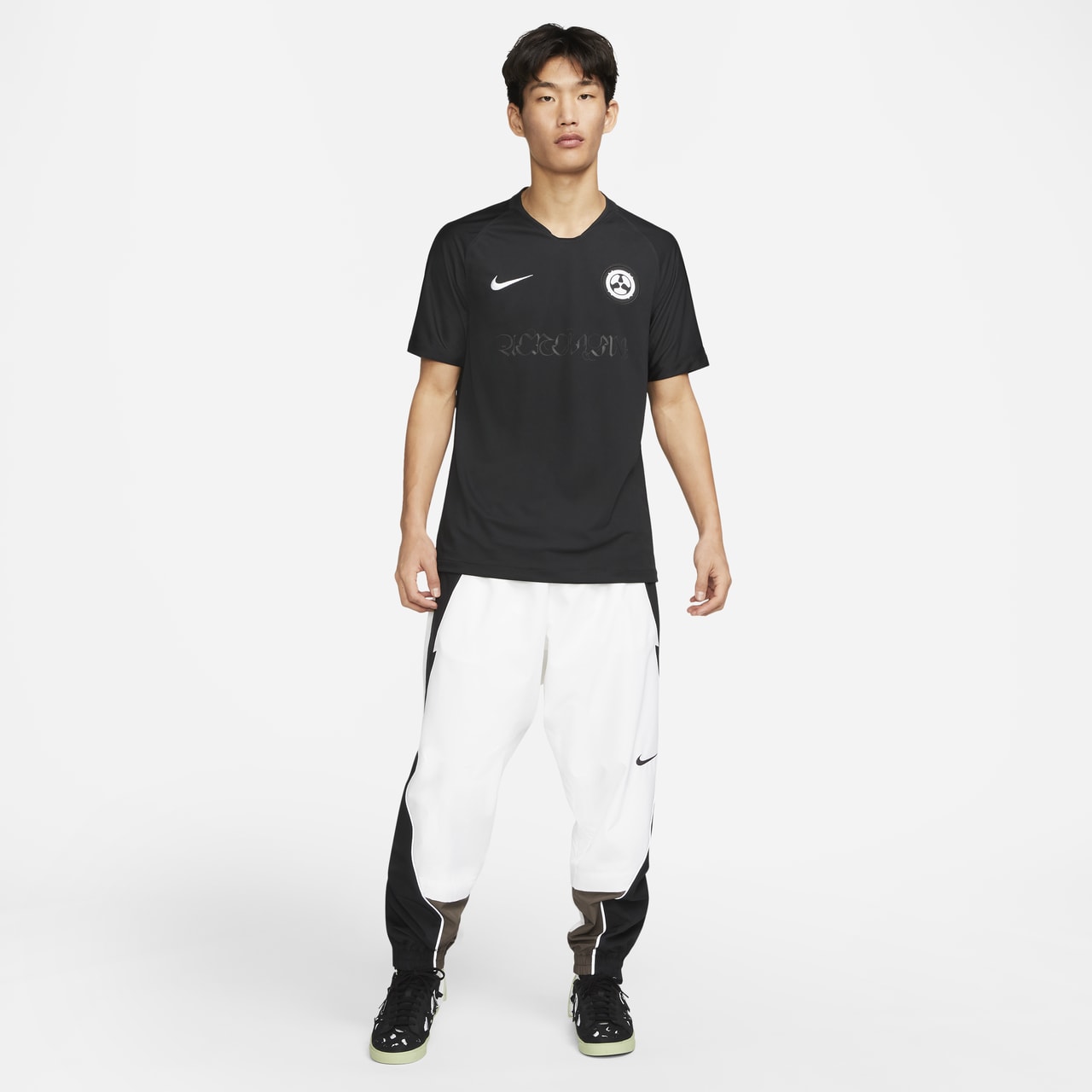 Fecha de lanzamiento de los jerseys Nike x ACRONYM® Stadium