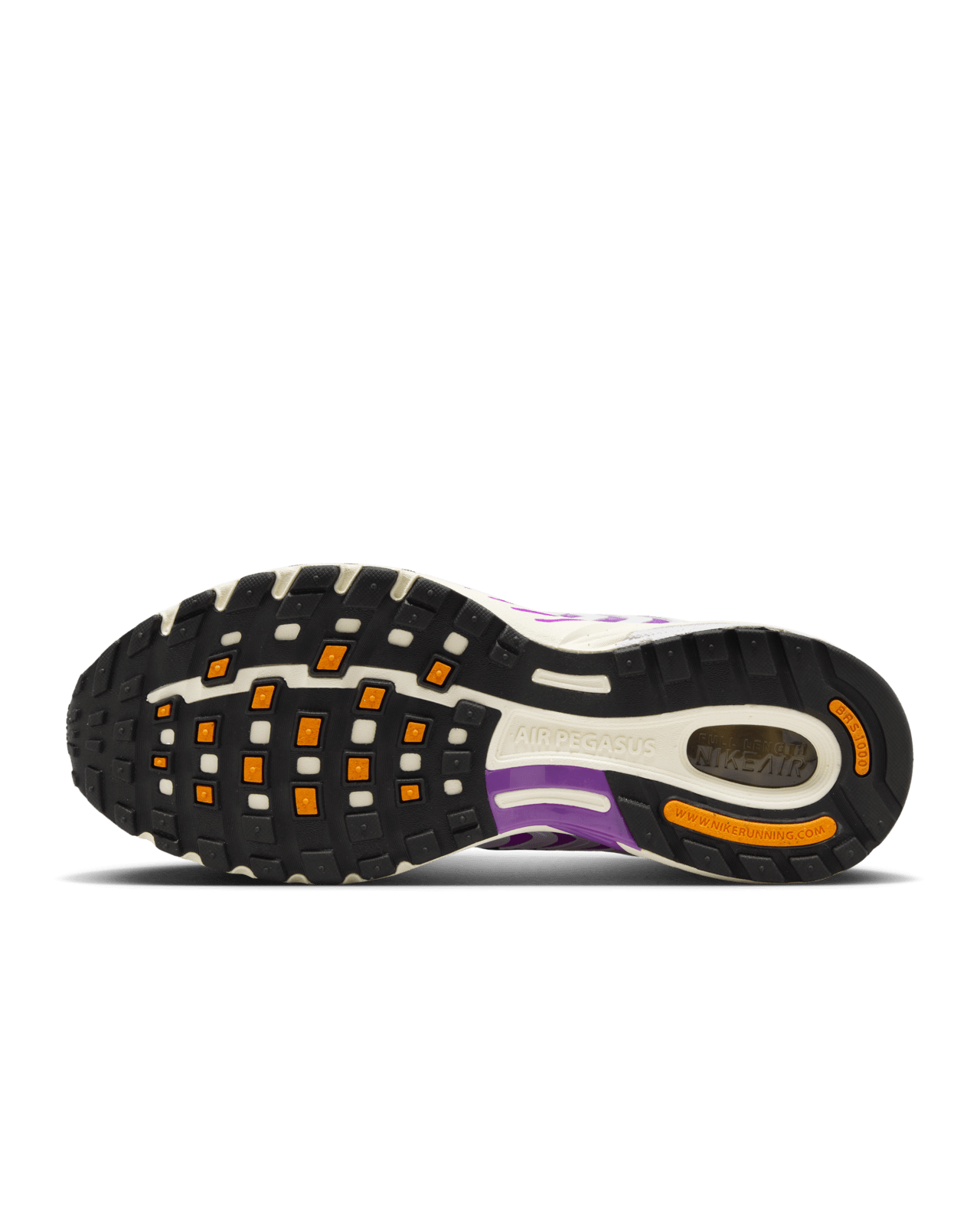 วันเปิดตัว Air Pegasus 2005 "White and Black" (FV6383-100)