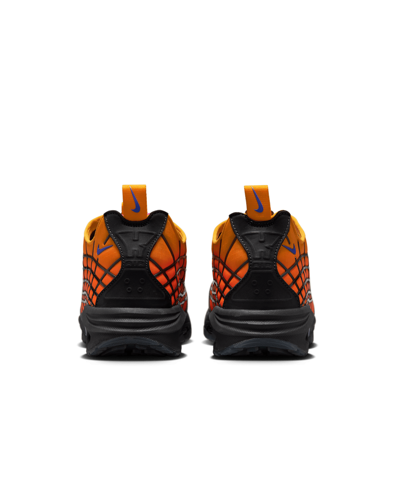 Releasedatum för Air Max SNDR x Kids of Immigrants "Sundial and Medium Ash" (HF3286-700)